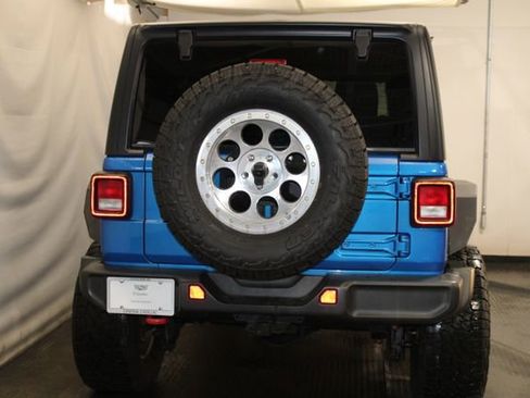 Used 2022 Jeep Wrangler Unlimited Rubicon AWD/4WD image 6