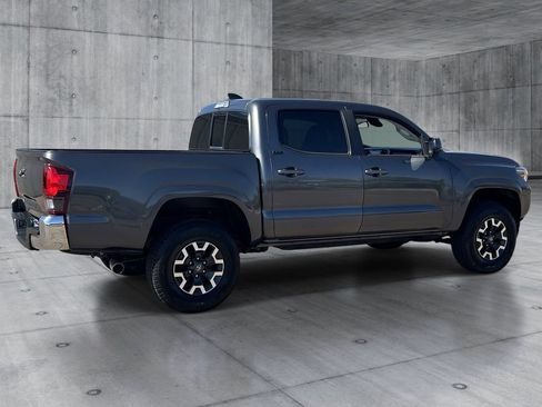 Used 2020 Toyota Tacoma SR5 RWD image 5