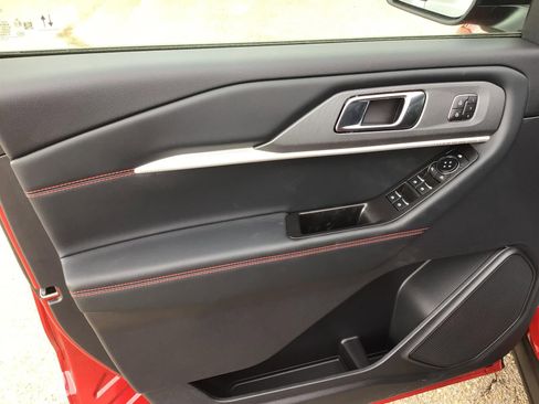 New 2026 Ford Explorer ST-Line w/ ST-Line Street Pack image 16