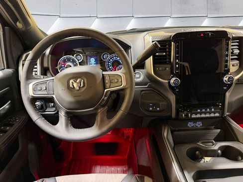 New 2025 RAM 2500 Big Horn AWD/4WD image 12