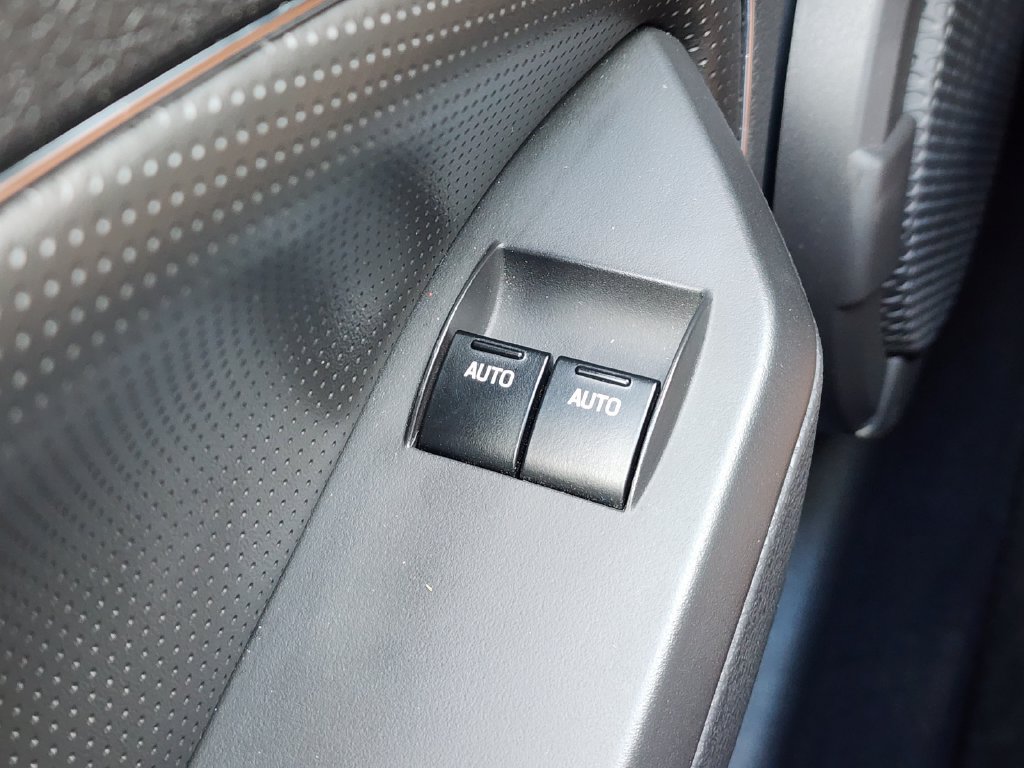 Used 2008 Ford Mustang Shelby GT500 RWD image 21