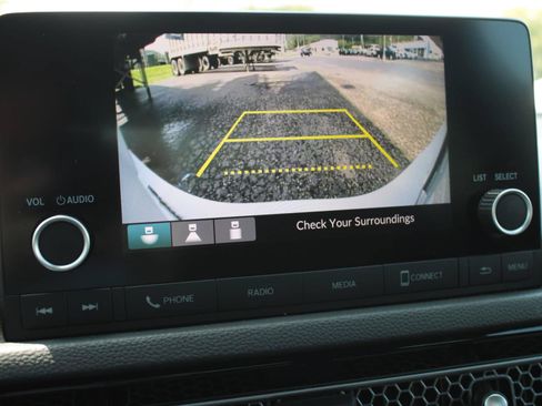 Used 2023 Honda Civic Sport image 38