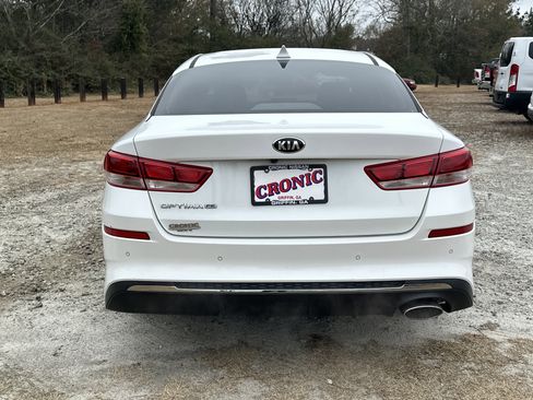 Used 2020 Kia Optima LX image 6