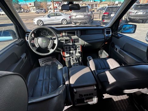 Used 2004 Land Rover Range Rover HSE image 14