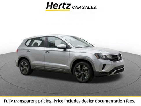 Used 2026 Volkswagen Taos SE AWD/4WD image 1