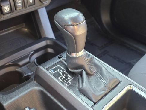 Used 2019 Toyota Tacoma TRD Sport image 33