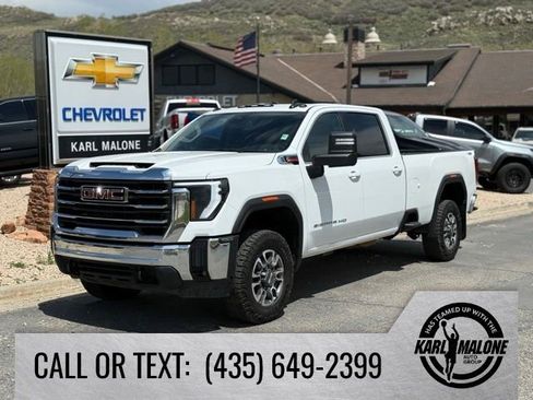 Used 2024 GMC Sierra 3500 SLE w/ SLE Convenience Package AWD/4WD image 1