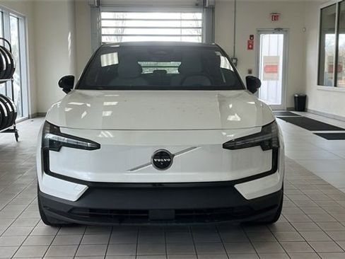 Certified 2025 Volvo EX30 Ultra image 2