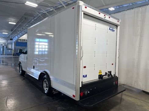 New 2025 Chevrolet Express 3500 Work Van w/ Power Convenience Package image 5