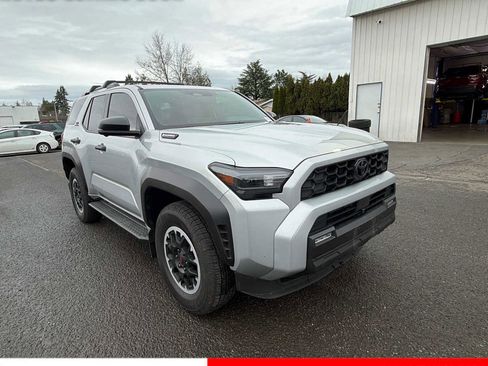 Certified 2025 Toyota 4Runner TRD Off-Road Premium image 1