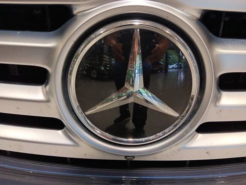 Certified 2024 Mercedes-Benz GLS 450 4MATIC image 23