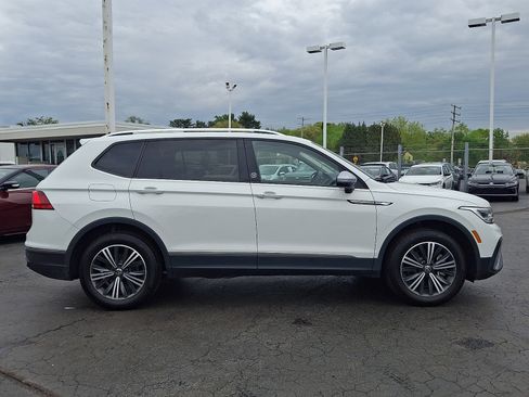 Certified 2024 Volkswagen Tiguan Wolfsburg Edition image 7