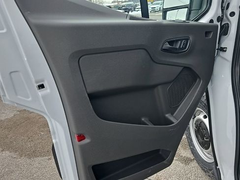 New 2026 Ford Transit 250 148 Medium Roof RWD image 16
