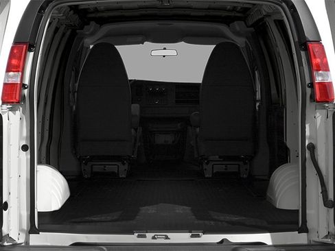 Used 2014 GMC Savana 2500 RWD image 15