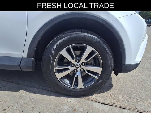 Used 2016 Toyota RAV4 XLE FWD image 10