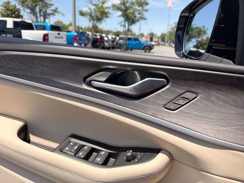 New 2026 Jeep Grand Cherokee Limited RWD image 14