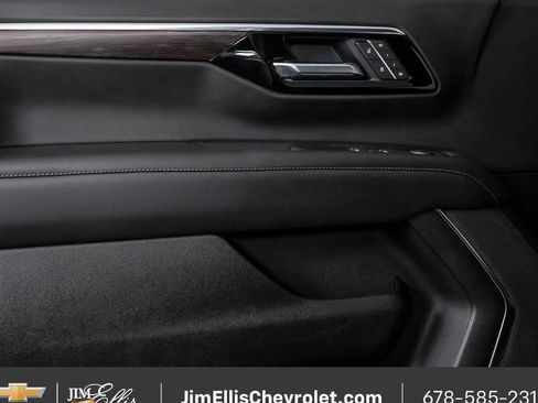 Certified 2025 Chevrolet Tahoe Z71 AWD/4WD image 6
