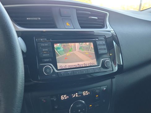 Used 2018 Nissan Sentra SV image 22