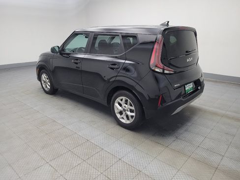 Used 2023 Kia Soul LX w/ LX Technology Package image 3
