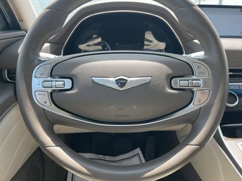 Used 2022 Genesis GV80 2.5T w/ Advanced Package 02 AWD/4WD image 15