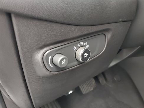 Certified 2022 Chevrolet Equinox LT FWD image 23