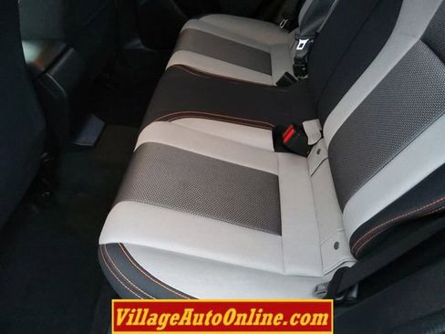 Used 2018 Subaru Crosstrek 2.0i Premium image 23