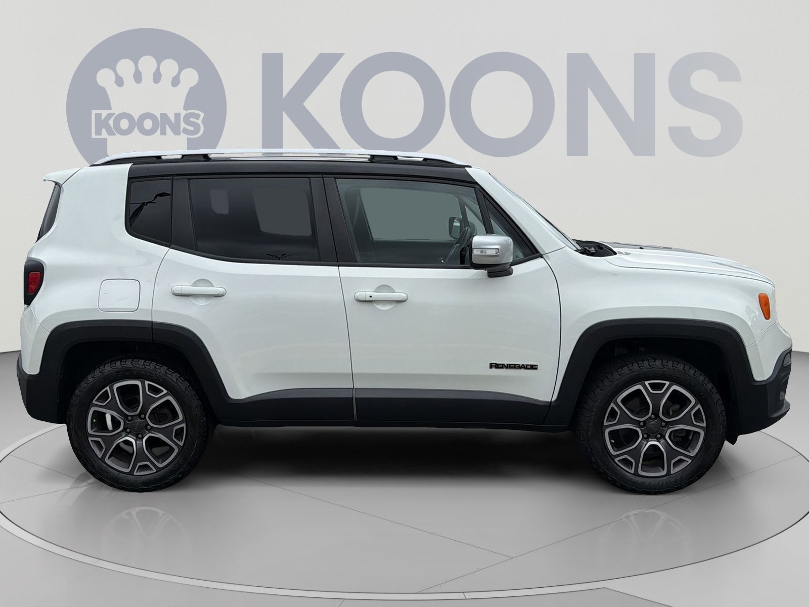 Used 2017 Jeep Renegade Limited w/ Advanced Technology Group AWD/4WD image 8