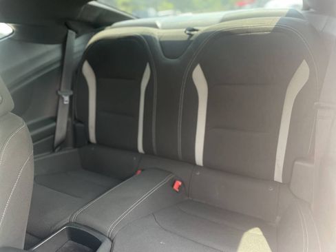 Used 2021 Chevrolet Camaro LT w/ Technology Package RWD image 22