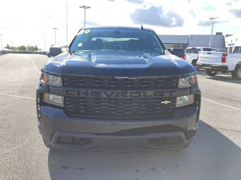 Used 2020 Chevrolet Silverado 1500 Custom w/ Custom Value Package AWD/4WD image 15