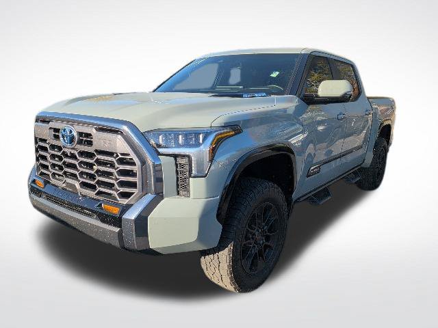 Used 2024 Toyota Tundra Platinum w/ TRD Off-Road Package AWD/4WD image 3