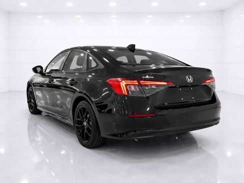 Used 2022 Honda Civic Sport image 3