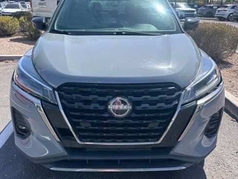 Used 2023 Nissan Kicks SR FWD image 1