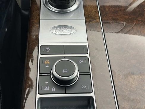 Used 2022 Land Rover Range Rover Westminster Edition image 15