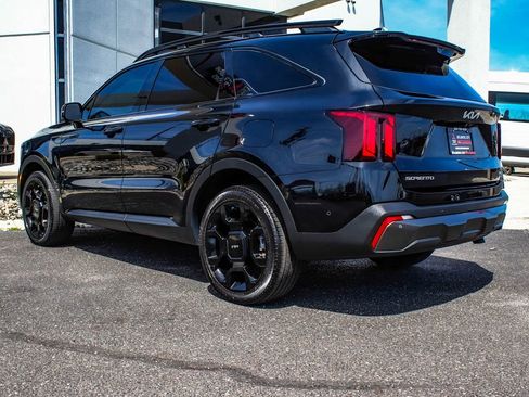 Used 2024 Kia Sorento SX Prestige w/ Olive Brown Leather Package image 4