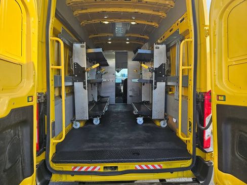 Used 2022 Ford Transit 250 148 High Roof Extended w/ Parcel Delivery Package RWD image 19