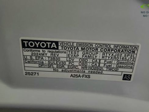 Used 2024 Toyota Crown AWD/4WD image 60