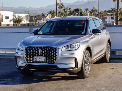 Used 2024 Lincoln Corsair Reserve w/ Equipment Group 201A image 4