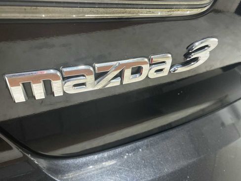 Used 2012 MAZDA MAZDA3 i Touring image 7