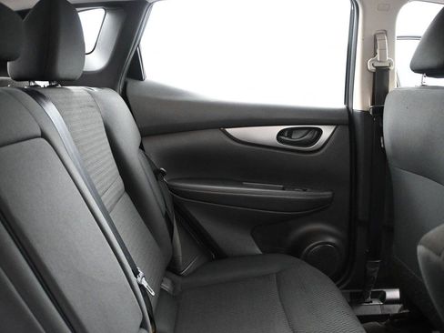 Used 2020 Nissan Rogue Sport S w/ Appearance Package AWD/4WD image 19