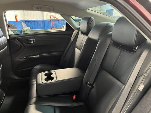 Used 2013 Toyota Avalon XLE FWD image 19
