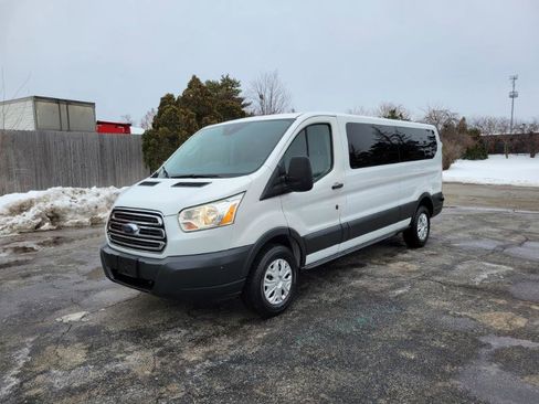 Used 2016 Ford Transit 350 XLT image 32
