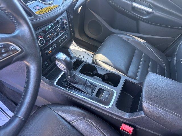 Used 2019 Ford Escape Titanium AWD/4WD image 25