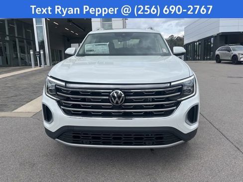 New 2026 Volkswagen Atlas SEL image 2