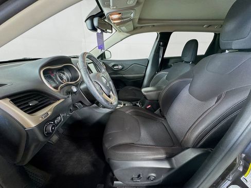 Used 2016 Jeep Cherokee 75th Anniversary image 24