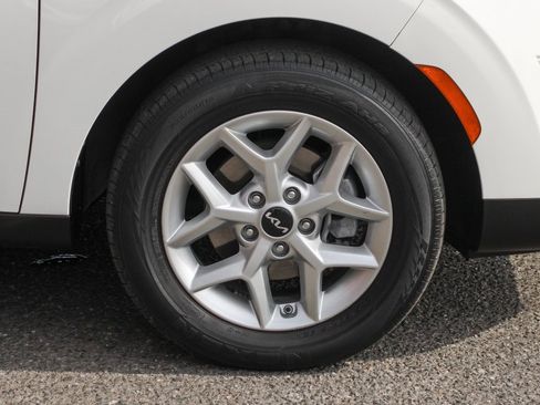 Used 2023 Kia Soul S image 38