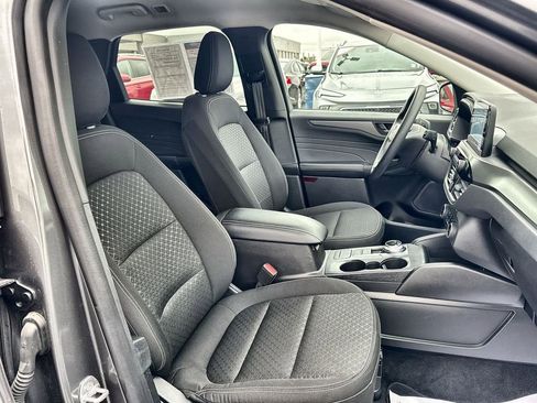 Used 2025 Ford Escape Active FWD image 30