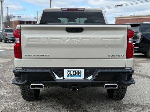 New 2026 Chevrolet Silverado 1500 Custom Trail Boss AWD/4WD image 7