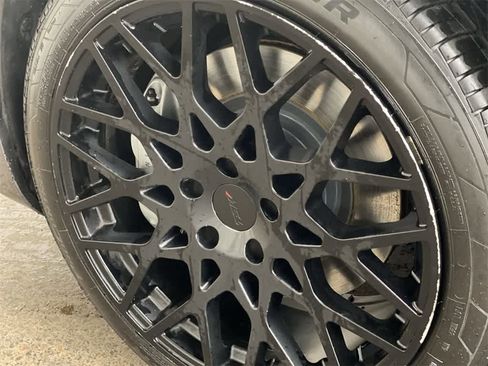 Used 2013 INFINITI G37 x w/ Premium Pkg image 38