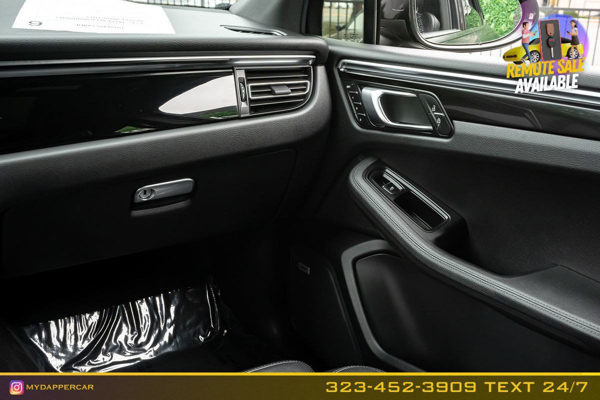 Used 2020 Porsche Macan w/ Premium Package Plus AWD/4WD image 24