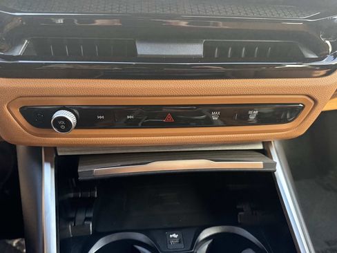 New 2026 BMW 330i Sedan w/ Convenience Package image 24